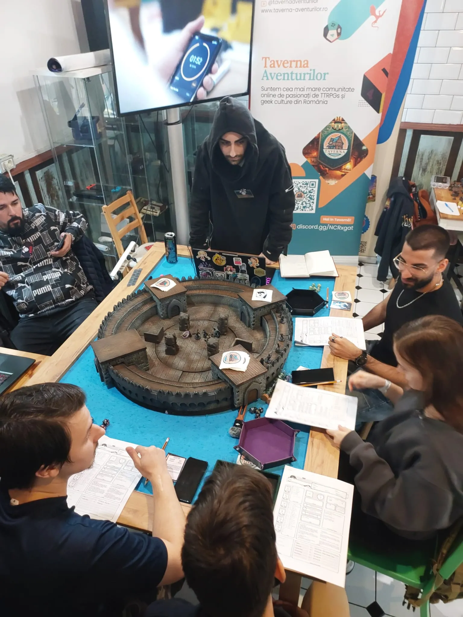 Hotels & Luxury Residences